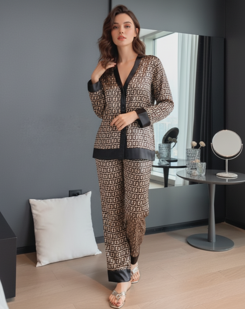 Retro V-Neck Ice Silk Pyjamas Set